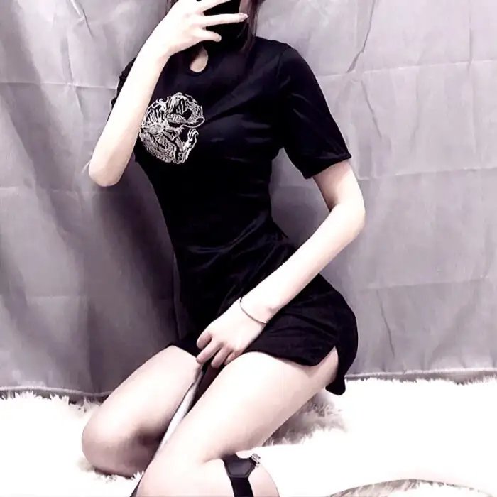 奇袭地道战