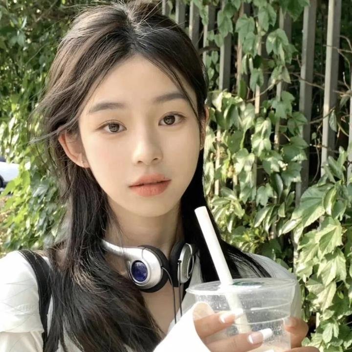 仙娃开挂，救爹娶妃赢天下