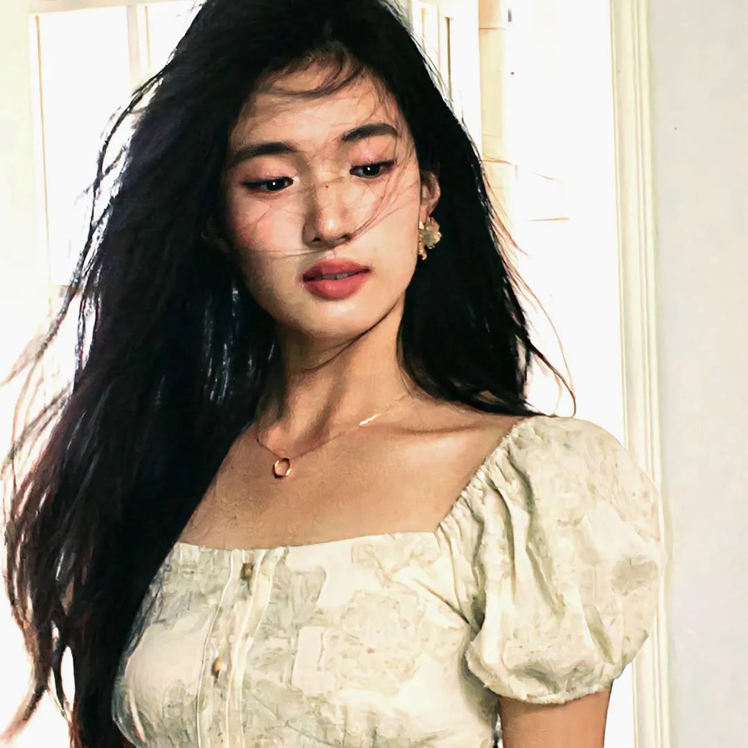 末世拽姐穿七零，惊艳海岛嫁硬汉